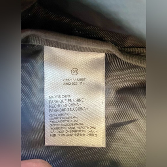 Levi’s logo sling crossbody bag - Picture 5 of 10